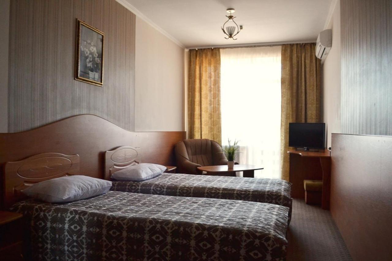 Hotel Perlyna Ars สตรึย ภายนอก รูปภาพ